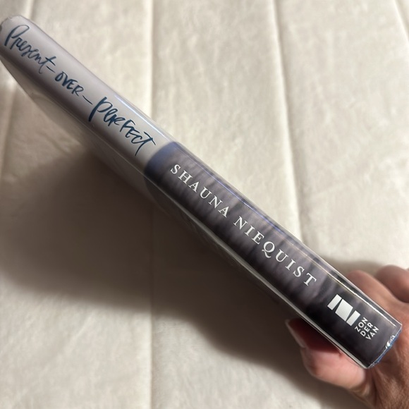 Faith. Present over Perfect - Picture 2 of 5